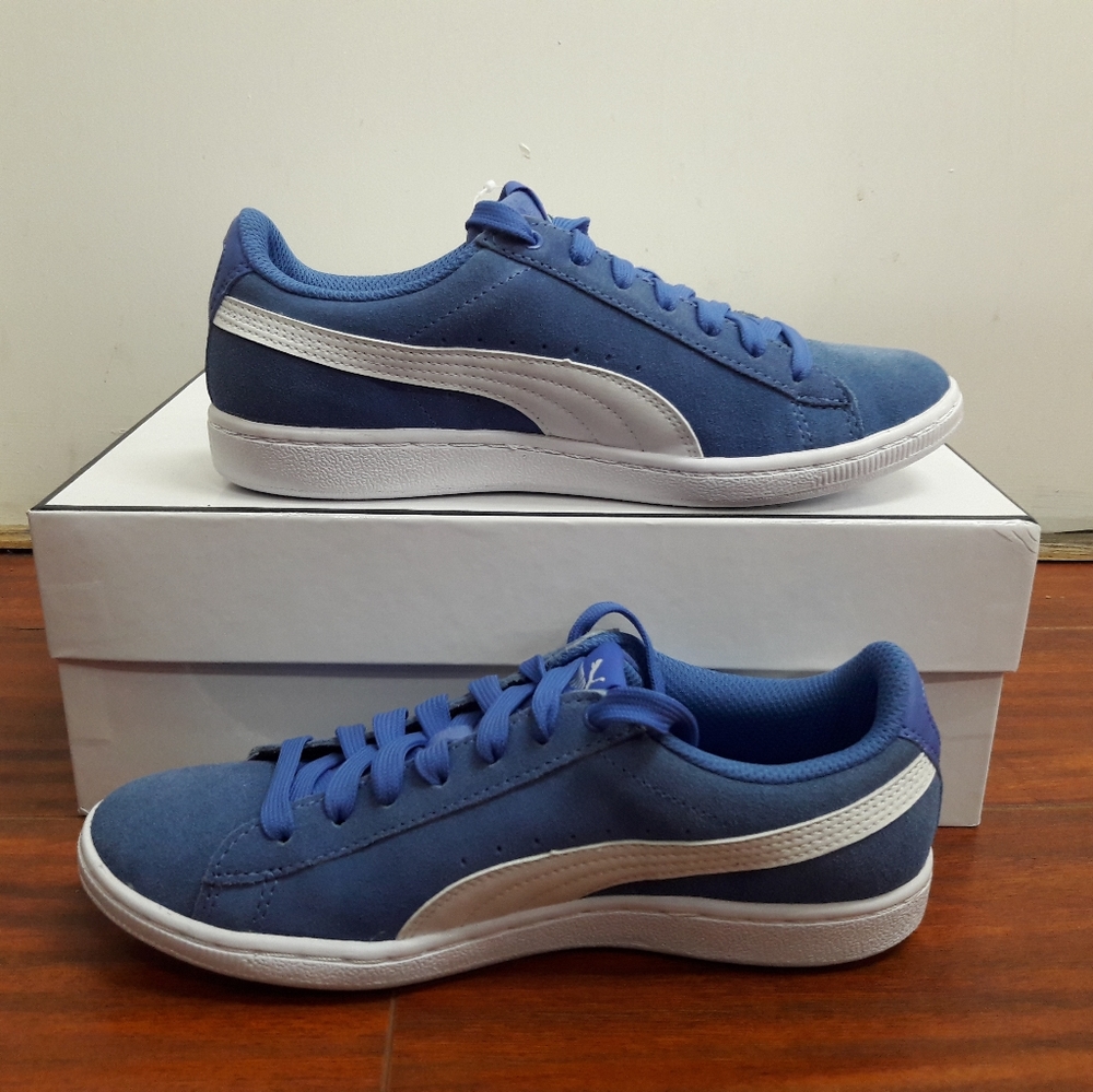 Puma - Picture 2 of 4